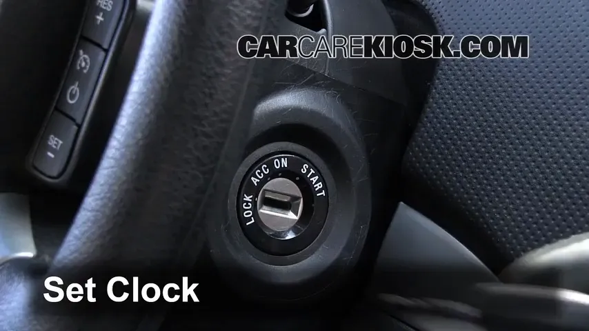 2009 Pontiac G3 1.6L 4 Cyl. Clock